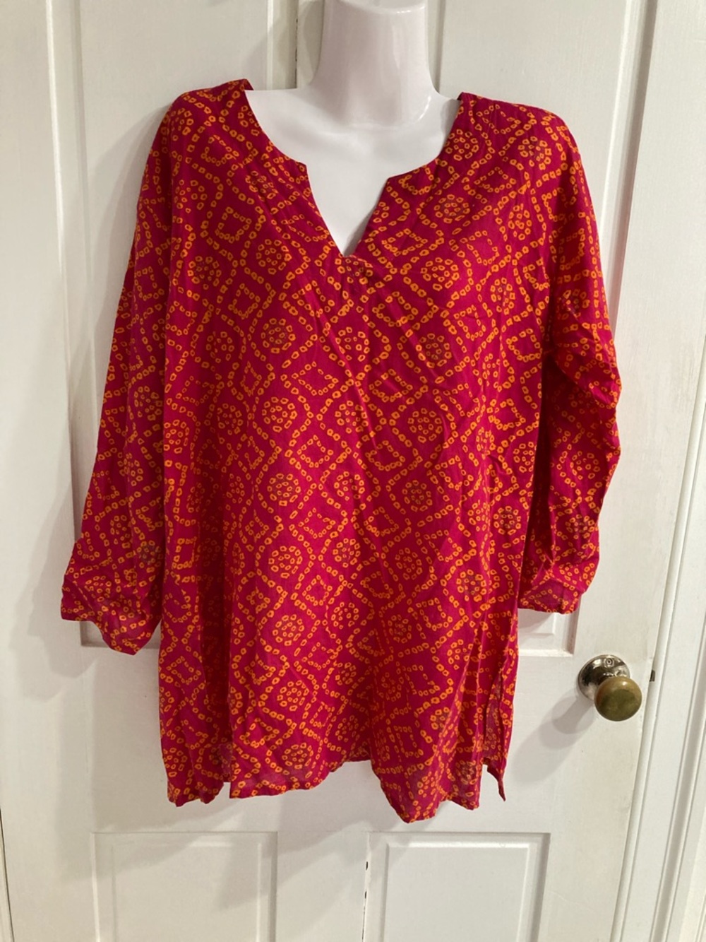 Women’s  Indian magenta & Yellow Patterned V-Neck Tunic Top